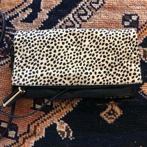 Cool faux fur shoulder bag/clutch !